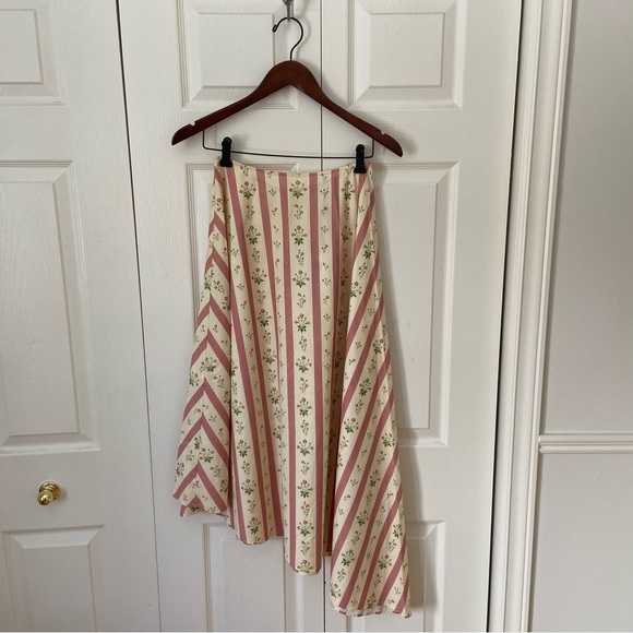 Anthropologie NWT We Wore What Asymmetrical Floral Midi Skirt Cottage-core XS 4 - Picture 3 of 11